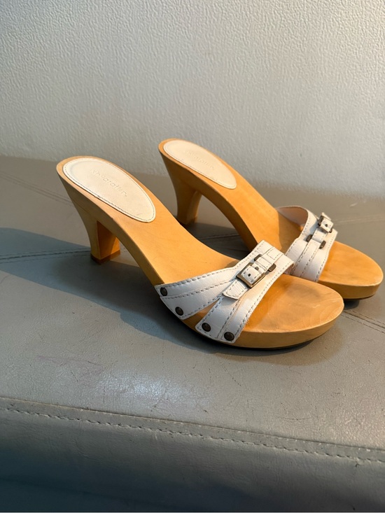 Shoes - Vintage Classic White Leather and real wooden Slide Heels